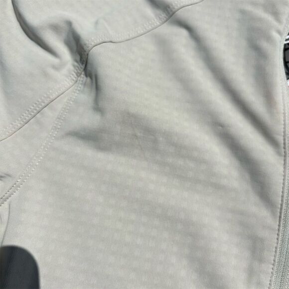 Spyder Women's S 1/4 Zip Pullover Moisture-Wicking Thumbholes Reflective NWT - Picture 8 of 8